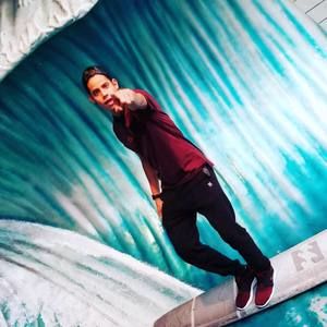 Meet your Posher, Daniel